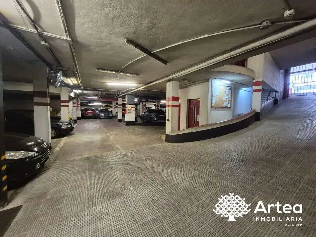Parkplatz von Garage zum Verkauf in Bilbao 