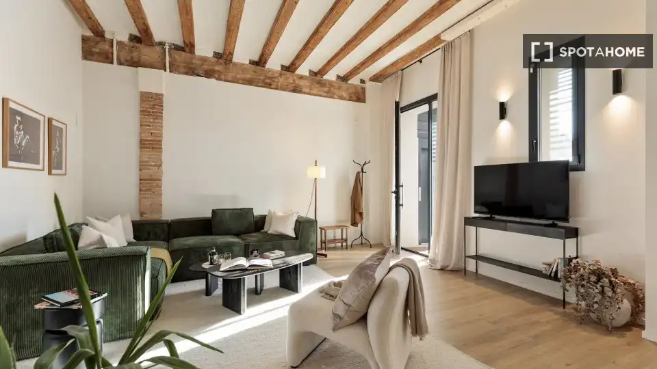 Flat with terrace to rent in Sant Martí, imagen 9
