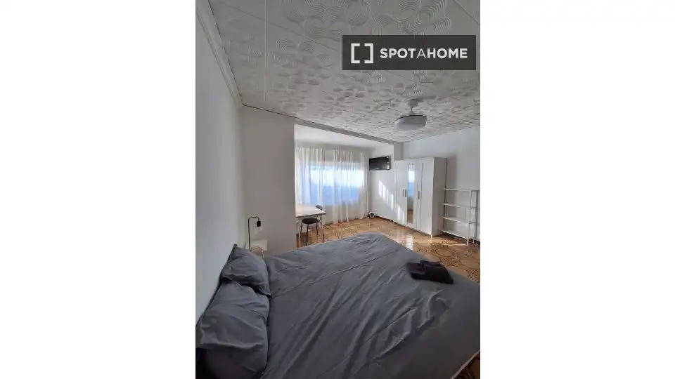 Zimmer in Alberic
