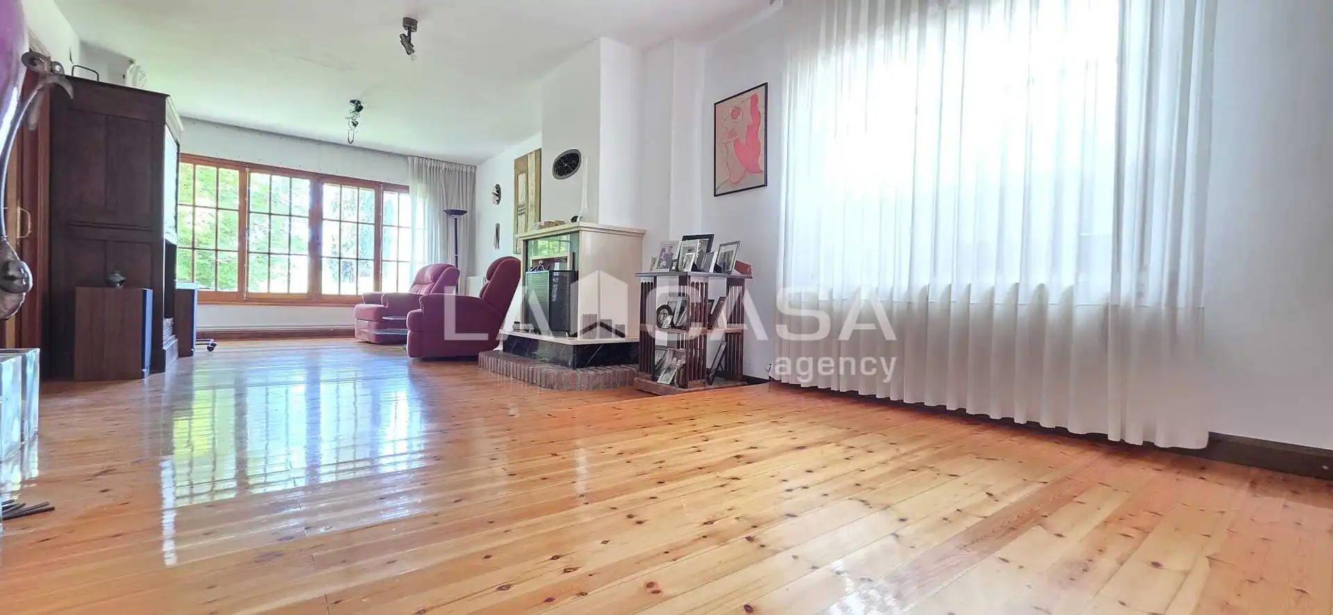 Sala d'estar de Casa o xalet en venda en Dueñas amb Calefacció