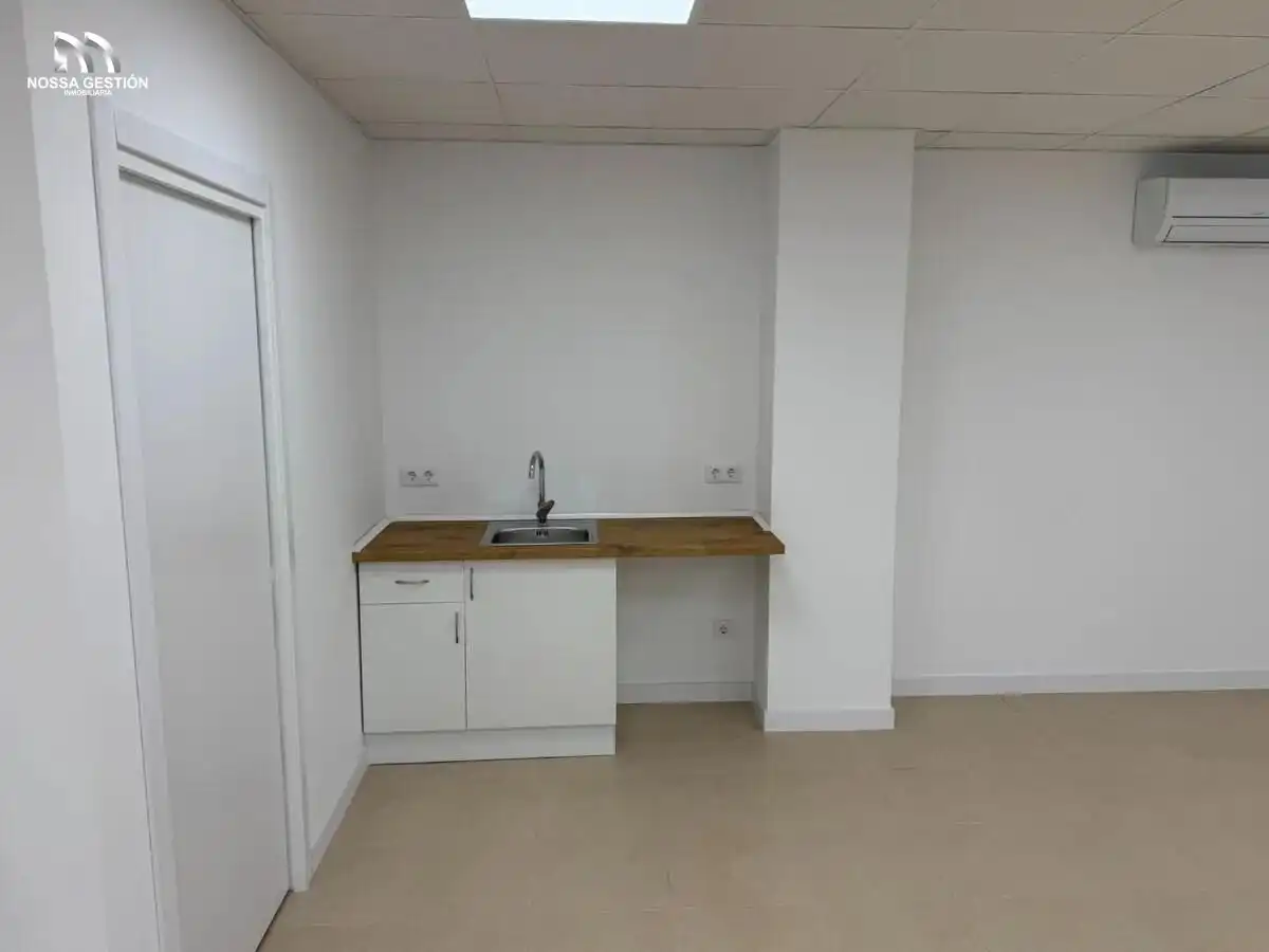 Küche von Büro zum Verkauf in Beniparrell mit Klimaanlage und Heizung