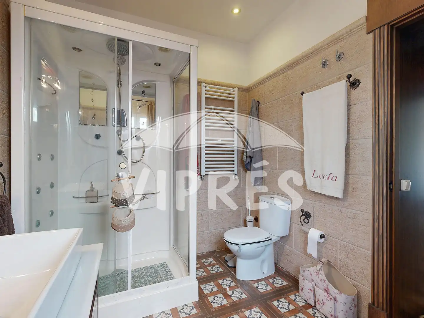 Bathroom of Houses for sale in Arroyo de San Serván  with Heating and Storage room