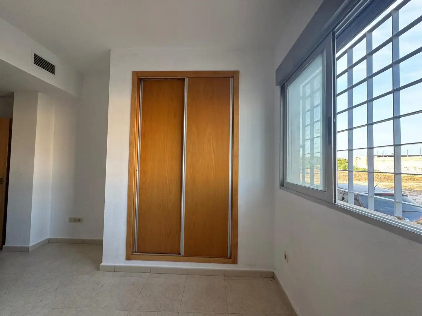 Schlafzimmer von Erdgeschoss zum Verkauf in Murcia