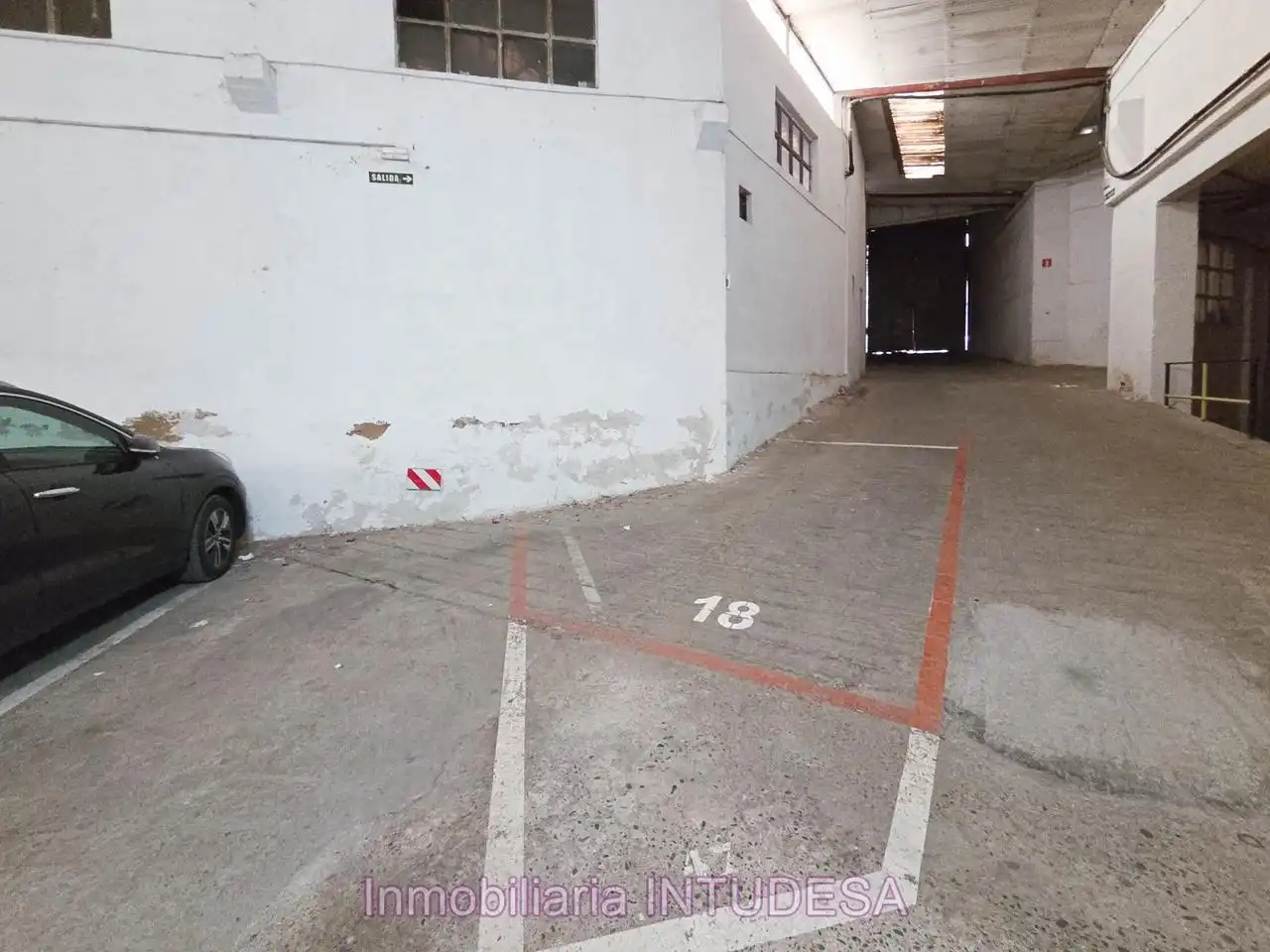 Aparcament de lloguer a Calle Doña María Ugarte, imagen 3