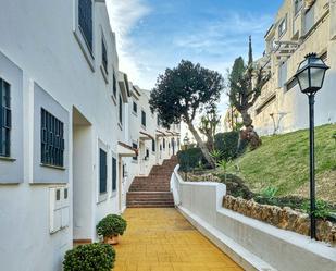 Exterior view of Single-family semi-detached for sale in Marbella  with Air Conditioner and Terrace