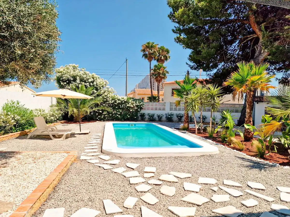 Casa con piscina en venta en Marisol Park - Ortembach - Los Almendros, imagen 6