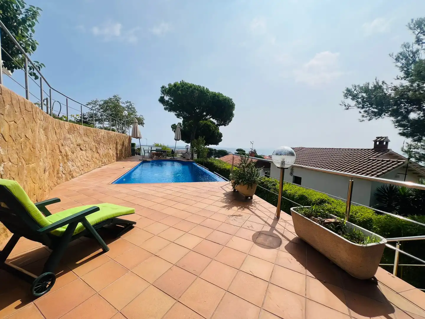 Piscina de Casa o chalet en venta en Santa Susanna con Aire acondicionado, Calefacción y Jardín privado