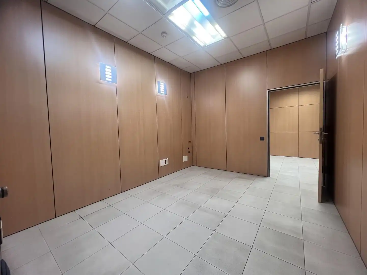 Office for sale in Las Palmas de Gran Canaria  with Air Conditioner