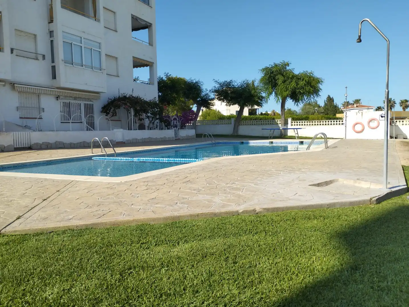 Piscina de Apartament en venda en Alcanar amb Terrassa, Moblat i Forn