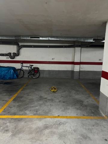 Garaje en Venta en Calle Giner de los Ríos, 16 en Las Viñas