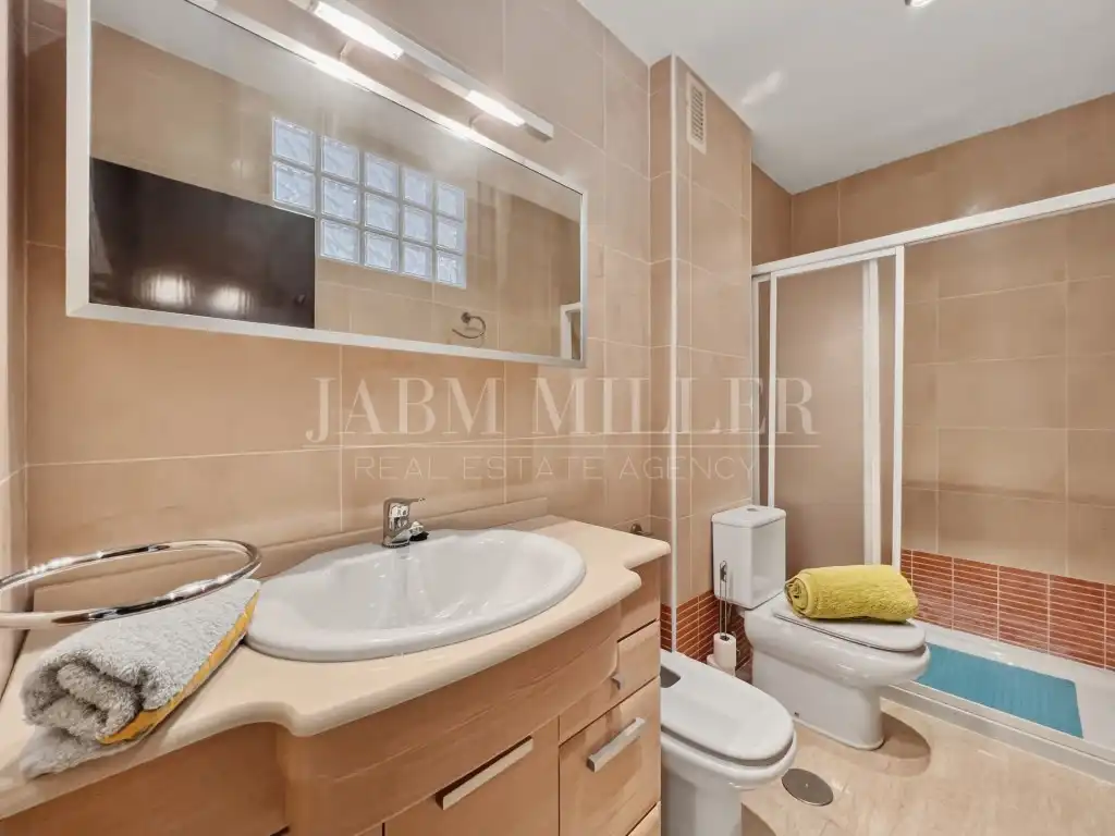 Baño de Piso en venta en Los Alcázares con Aire acondicionado, Calefacción y Amueblado