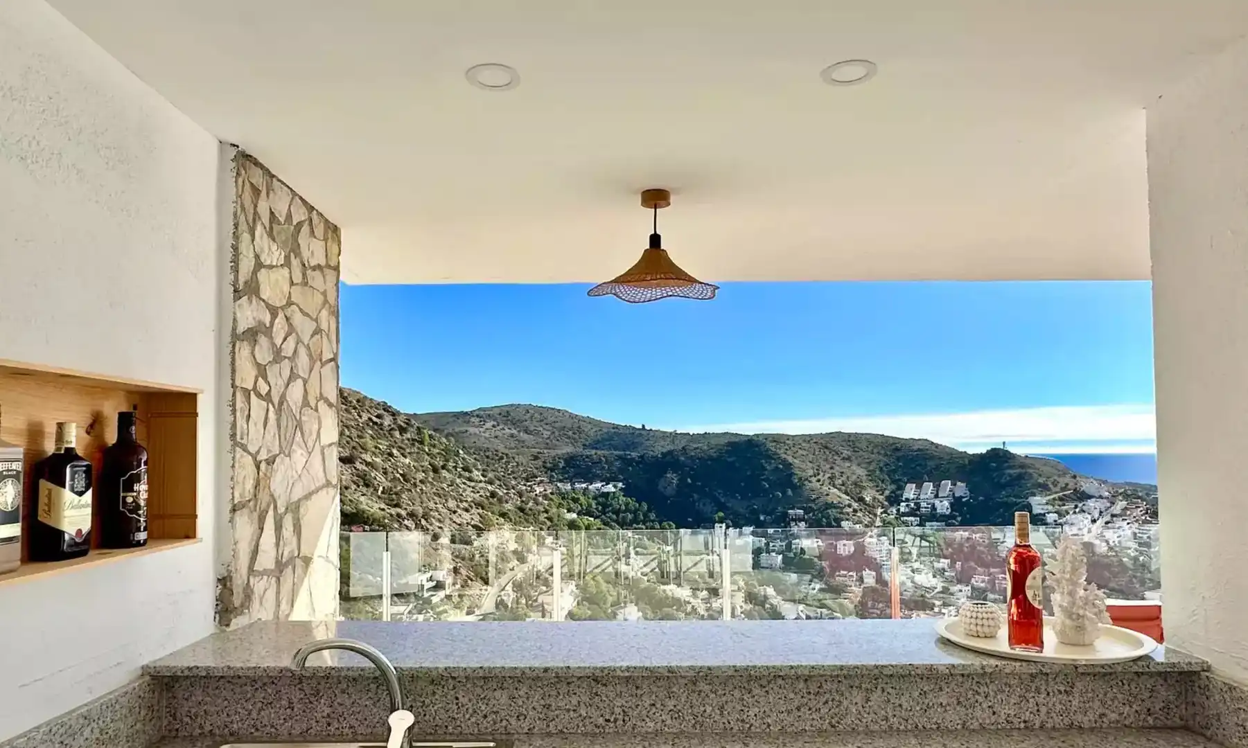 Casa con piscina en venta en joan luis vives, imagen 8