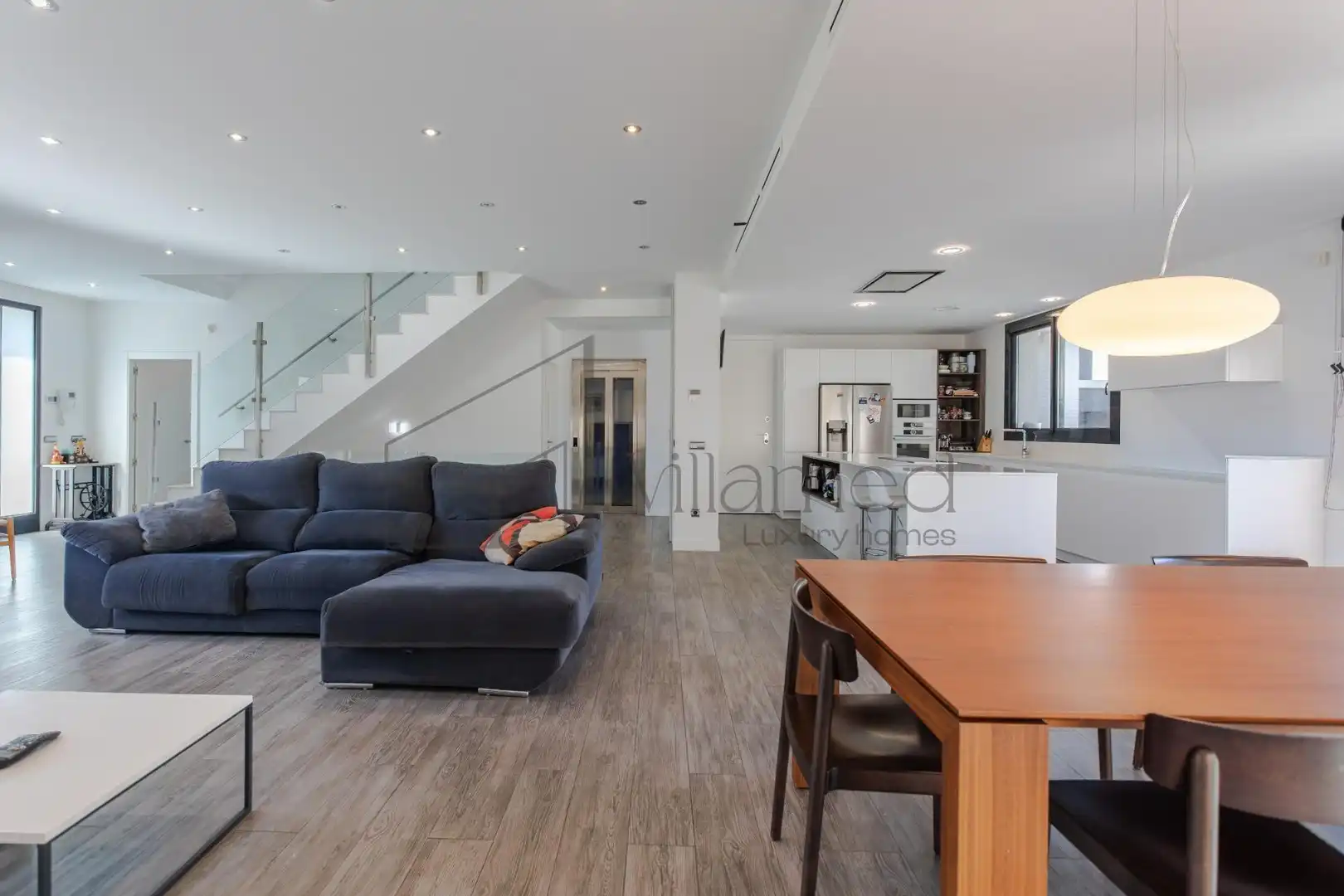 Sala de estar de Casa o chalet en venta en L'Eliana con Aire acondicionado, Calefacción y Jardín privado