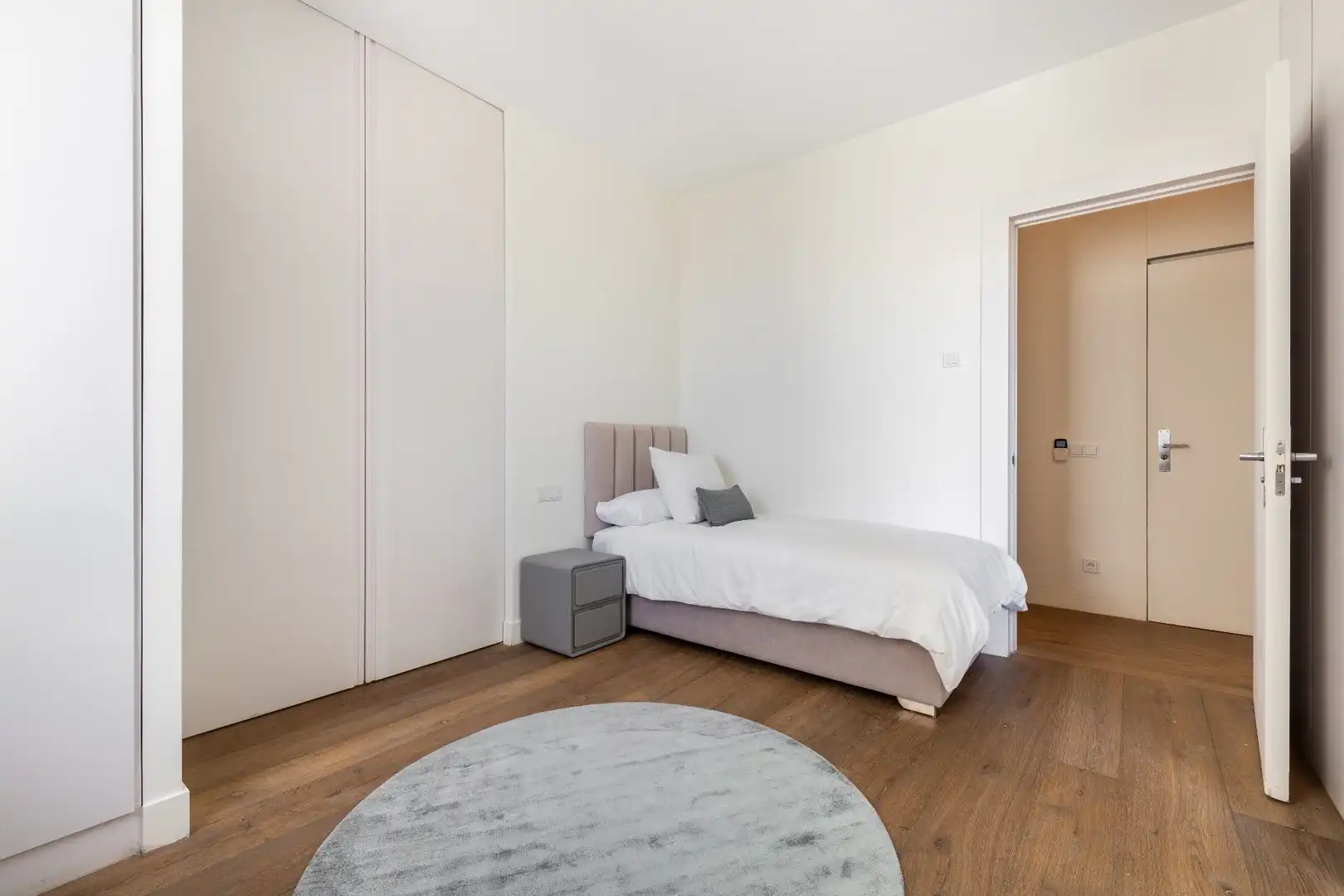 Bedroom of Attic for rent in Madrid  with Air Conditioner, Heating and Terrace