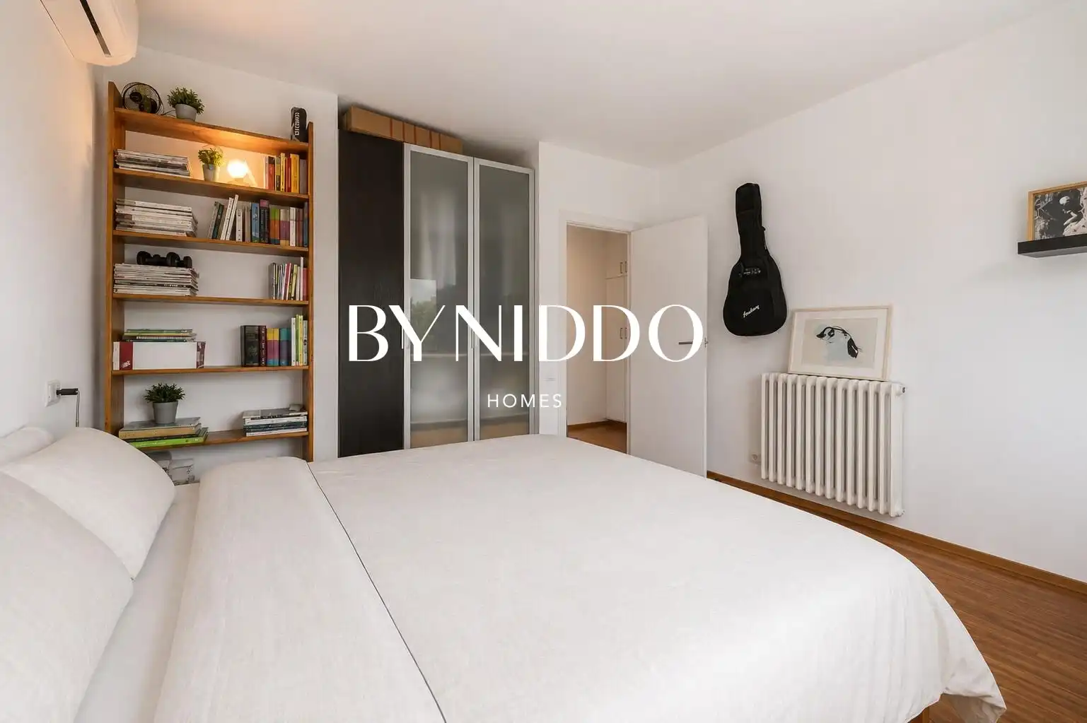 Dormitori de Casa o xalet en venda en Sant Cugat del Vallès amb Aire condicionat, Calefacció i Jardí privat