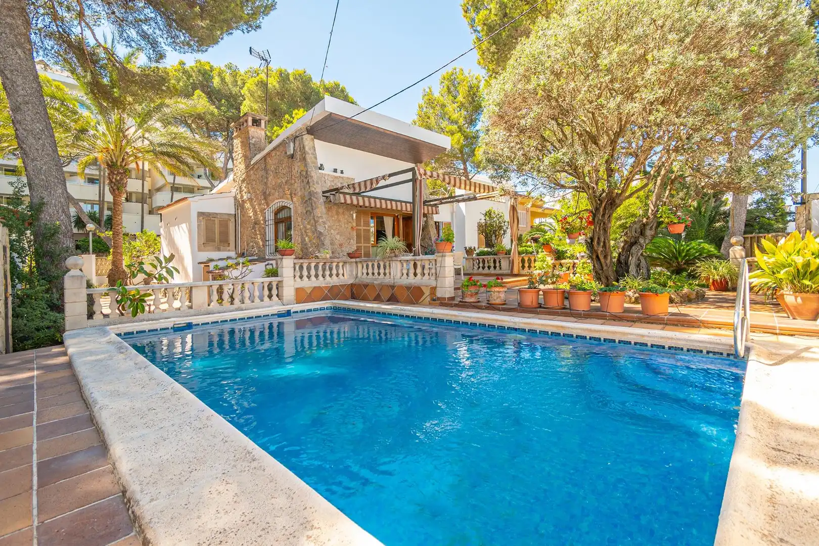 Piscina de Casa o xalet en venda en  Palma de Mallorca amb Aire condicionat, Jardí privat i Terrassa