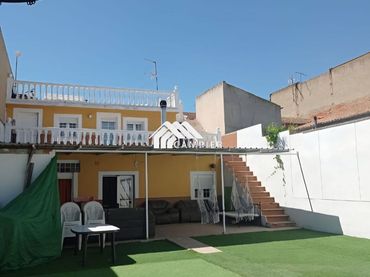 Villa avec balcon à vendre à Terreno Diseminados