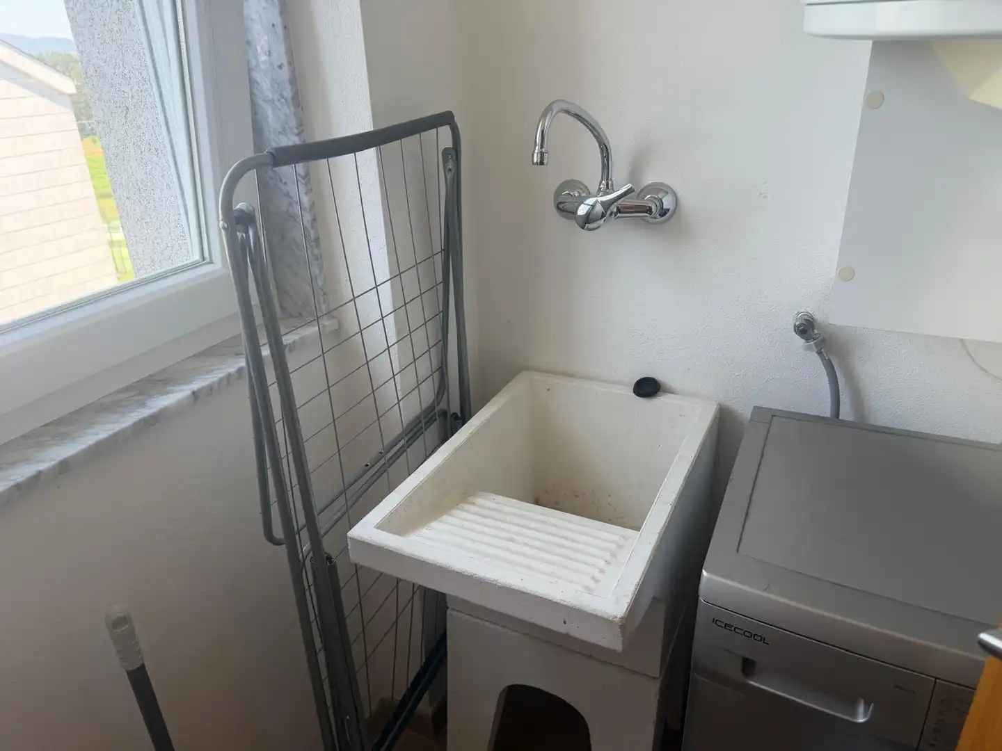 Bathroom of Attic for rent in Barreiros  with Storage room and Furnished