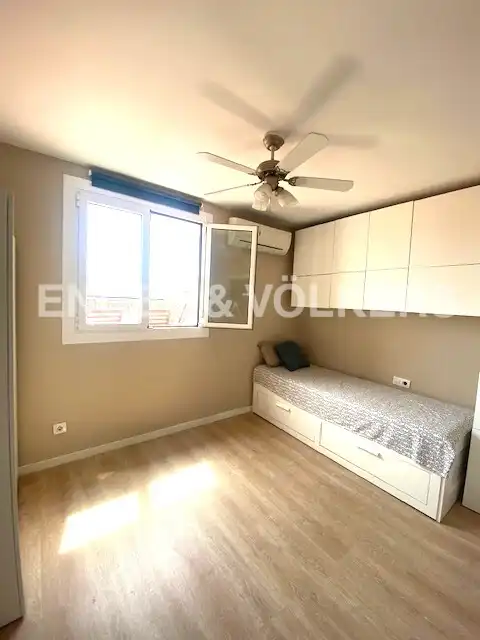 Attic for rent in L'Antiga Esquerra de l'Eixample