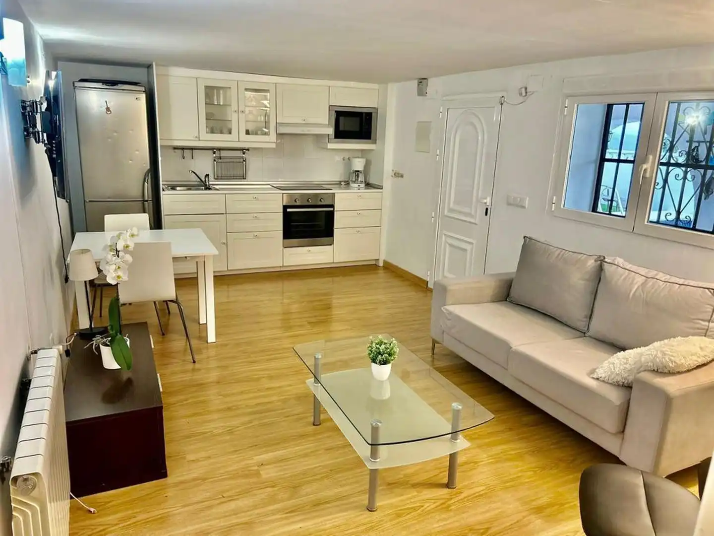 Sala de estar de Casa o chalet en venta en La Nucia con Aire acondicionado, Calefacción y Jardín privado
