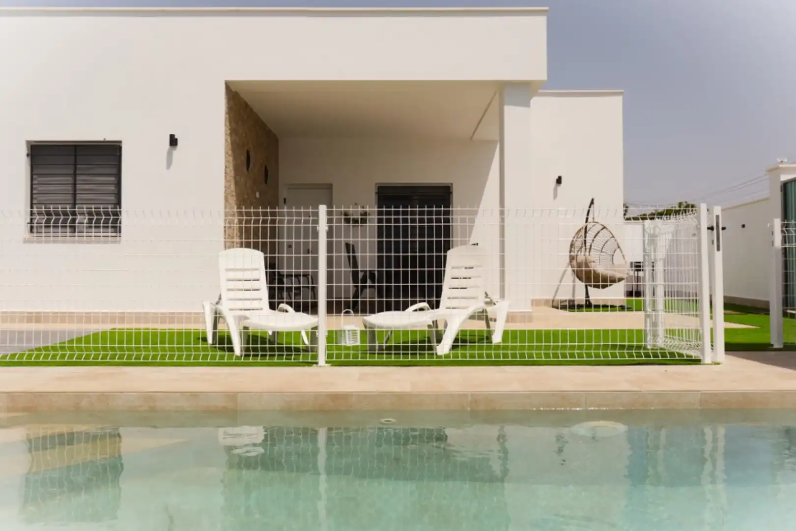 Swimming pool of Houses for rent in Chiclana de la Frontera  with Air Conditioner, Private garden and Terrace