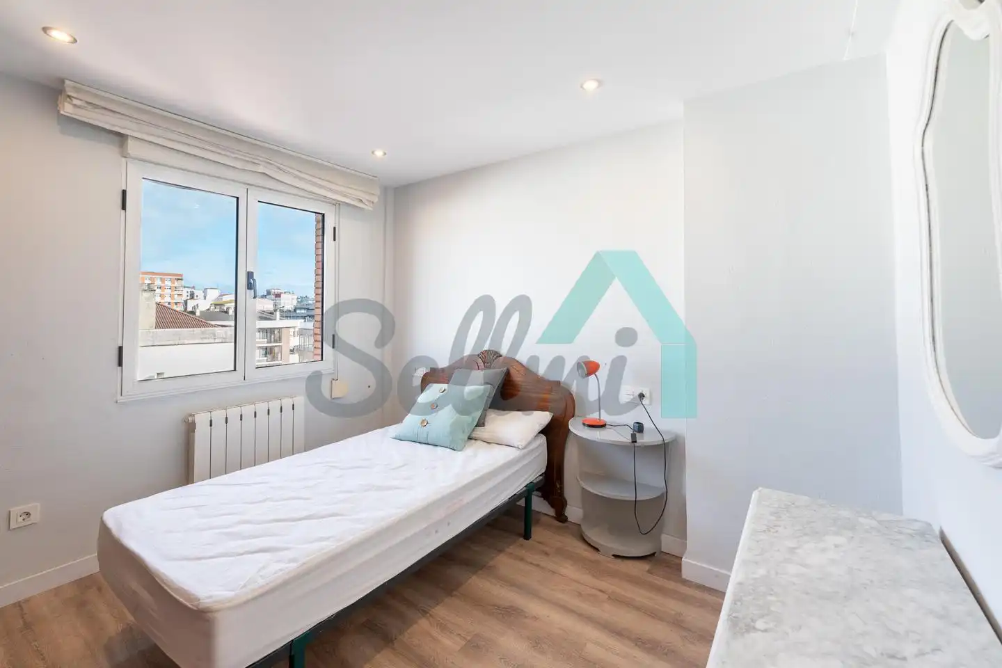 Bedroom of Flat for rent in Gijón   with Heating and Furnished