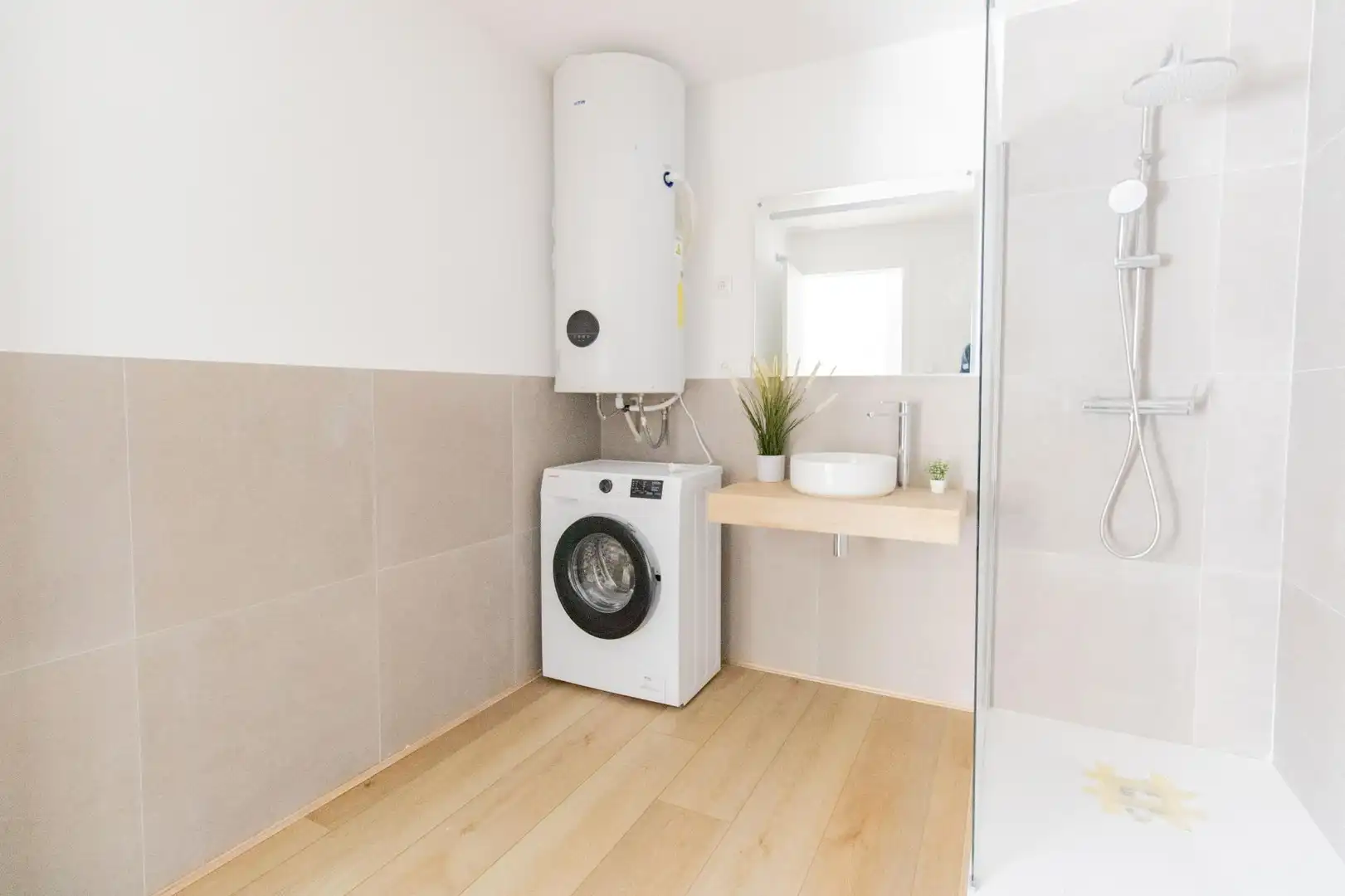 Bathroom of Apartments for sale in Sagunto / Sagunt  with Furnished