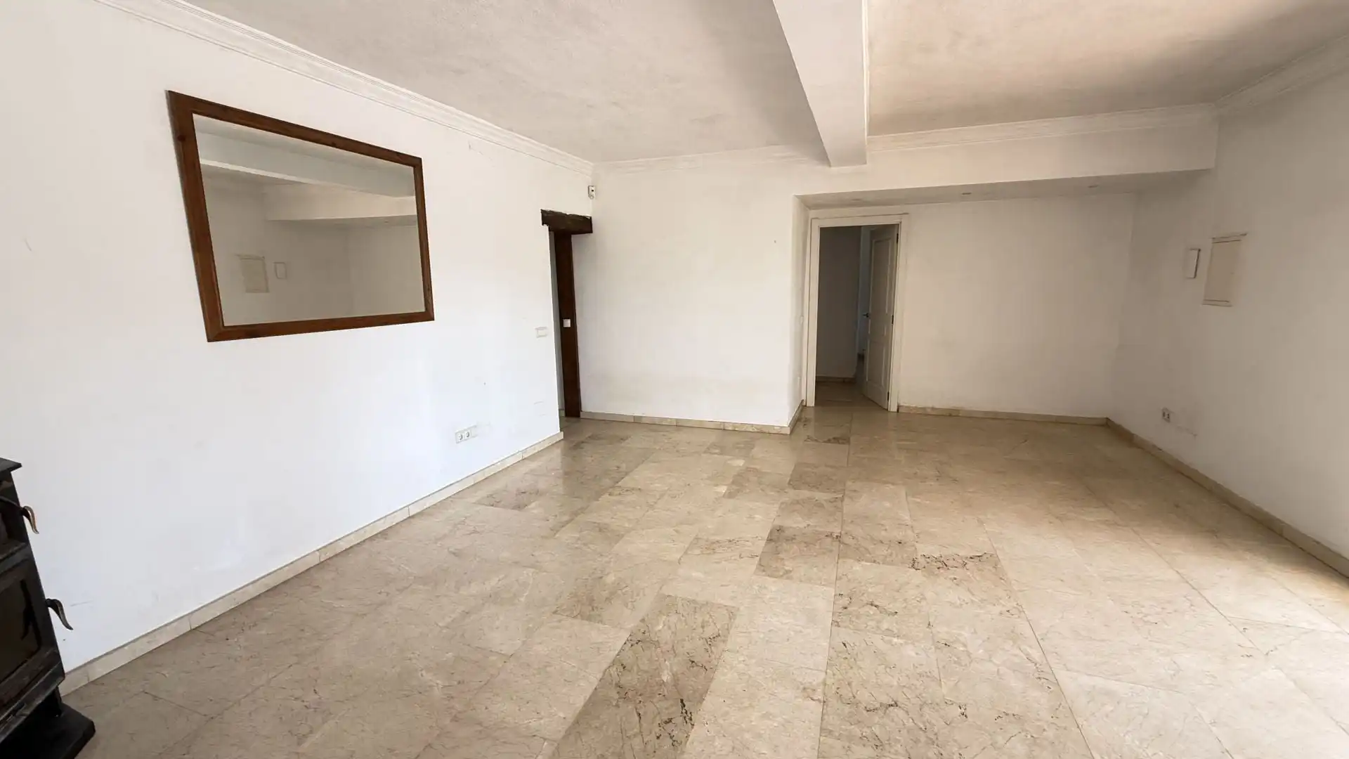 Country homes for sale in Alhaurín El Grande  with Air Conditioner and Swimming Pool