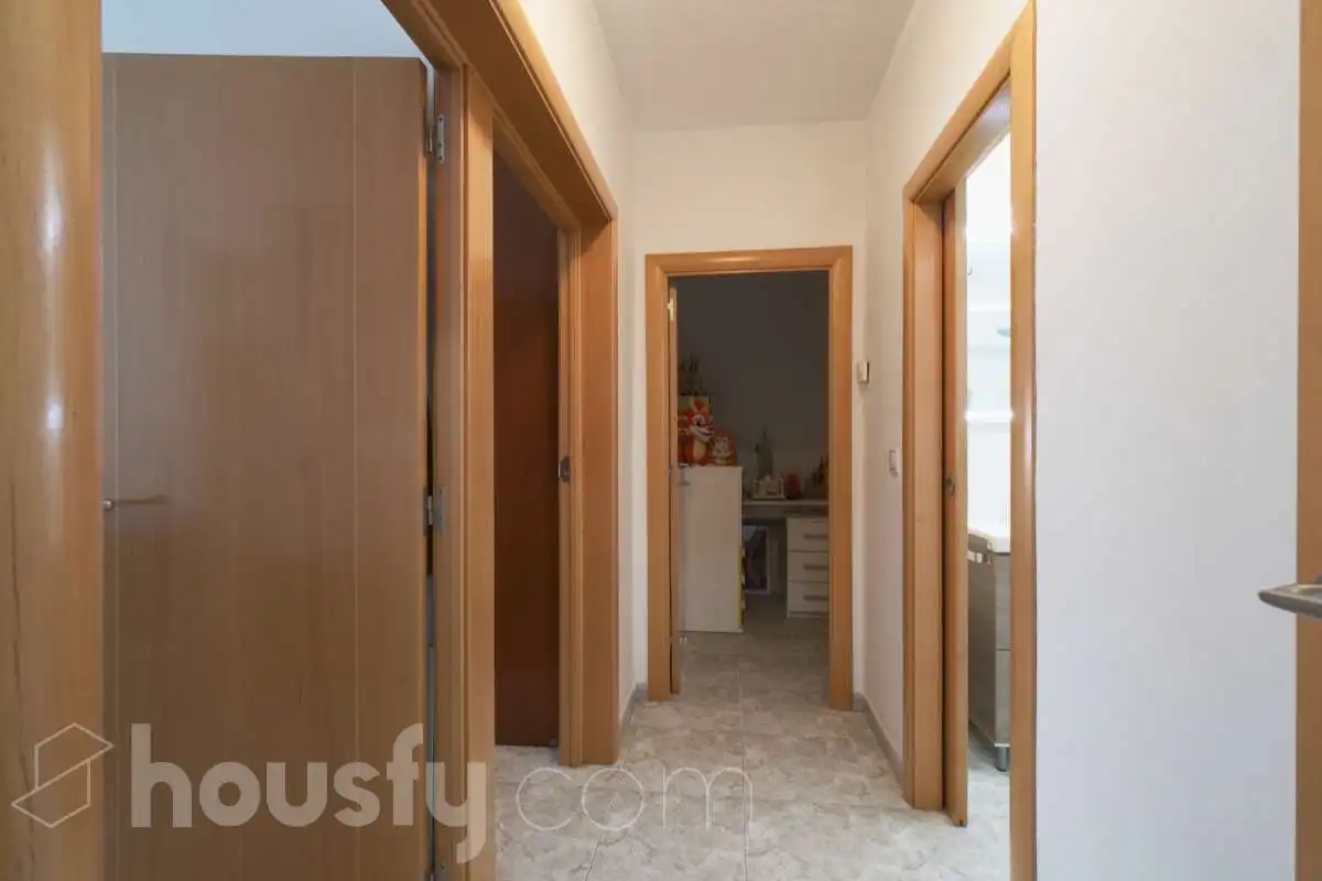 Flat for sale in Vilafranca del Penedès  with Air Conditioner, Heating and Storage room