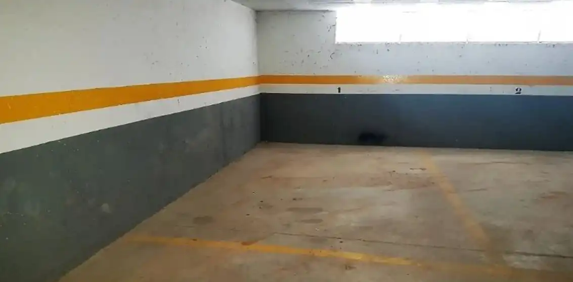 Garage for sale in Quintanar del Rey