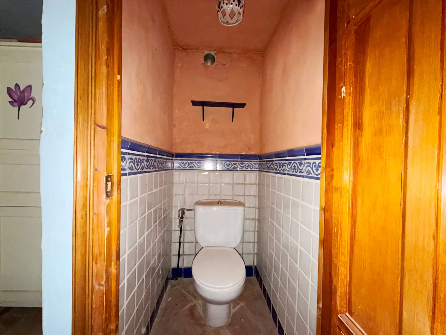 Badezimmer von Country house zum Verkauf in Benadalid