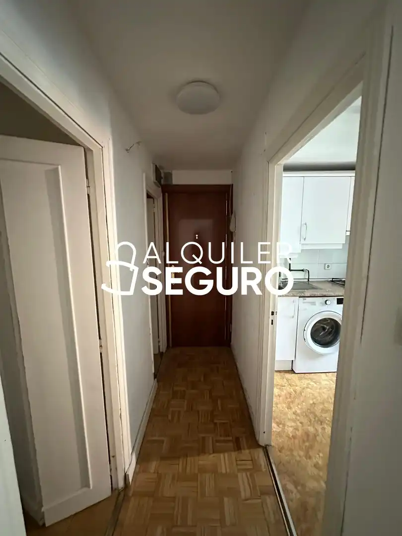 Bedroom of Flat for rent in Carabanchel