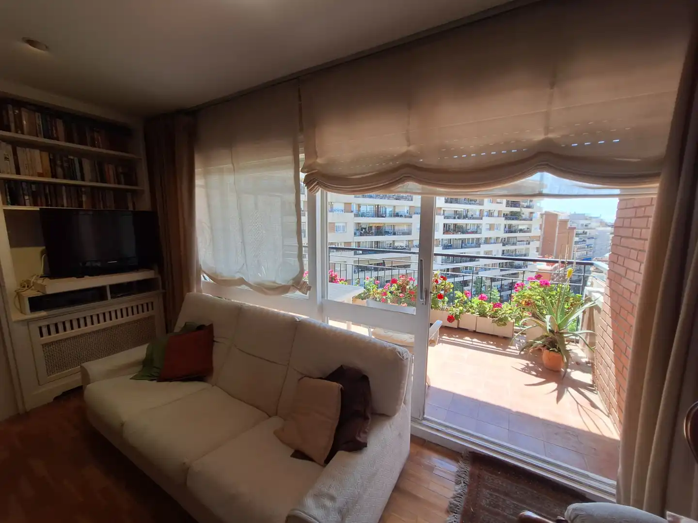 Flat with terrace for sale in Carrer de Moragas, imagen 15