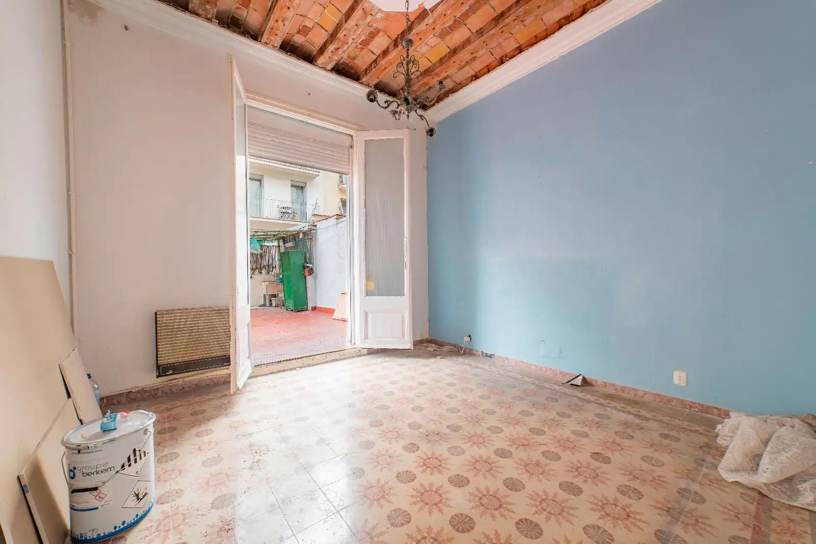Flat with lift for sale in Junta del Comerç, imagen 5