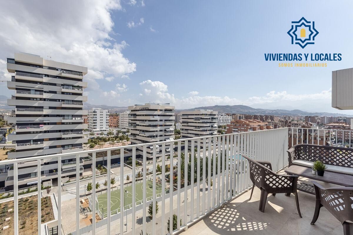 Exterior view of Flat for sale in  Granada Capital  with Heating, Private garden and Terrace