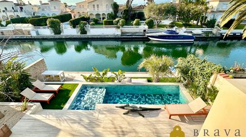 Foto 5 de Casa o xalet en venda a Carrer Alberes, 220a, Alberes, Empuriabrava