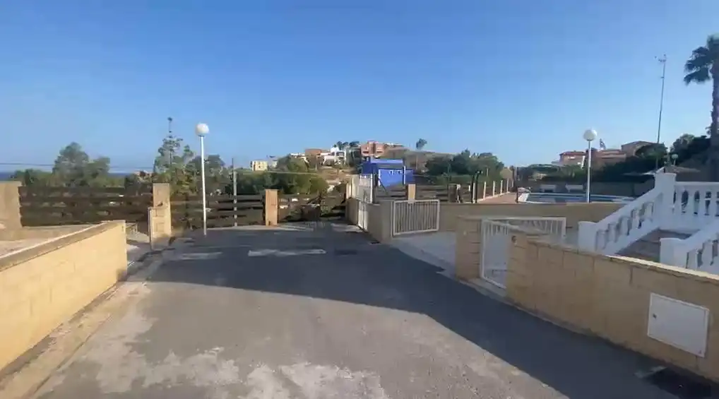 Xalet amb terrassa de lloguer a Pueblo Español - Coveta Fumá, imagen 3