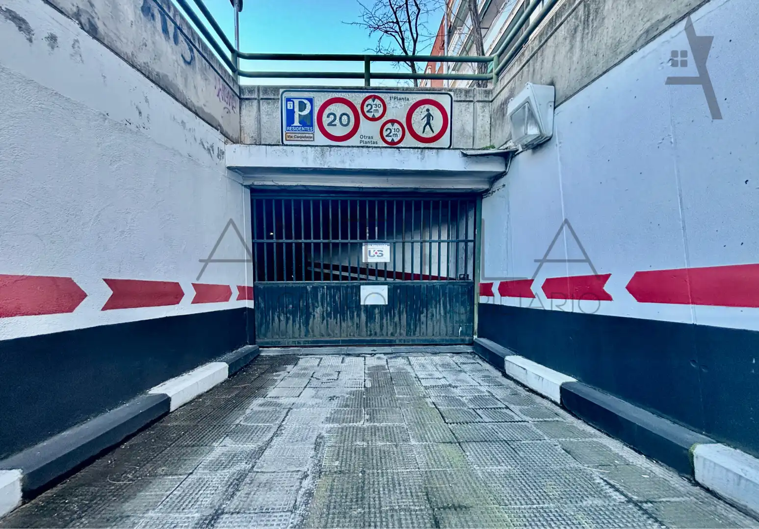 Parking de Garaje en venta en Madrid