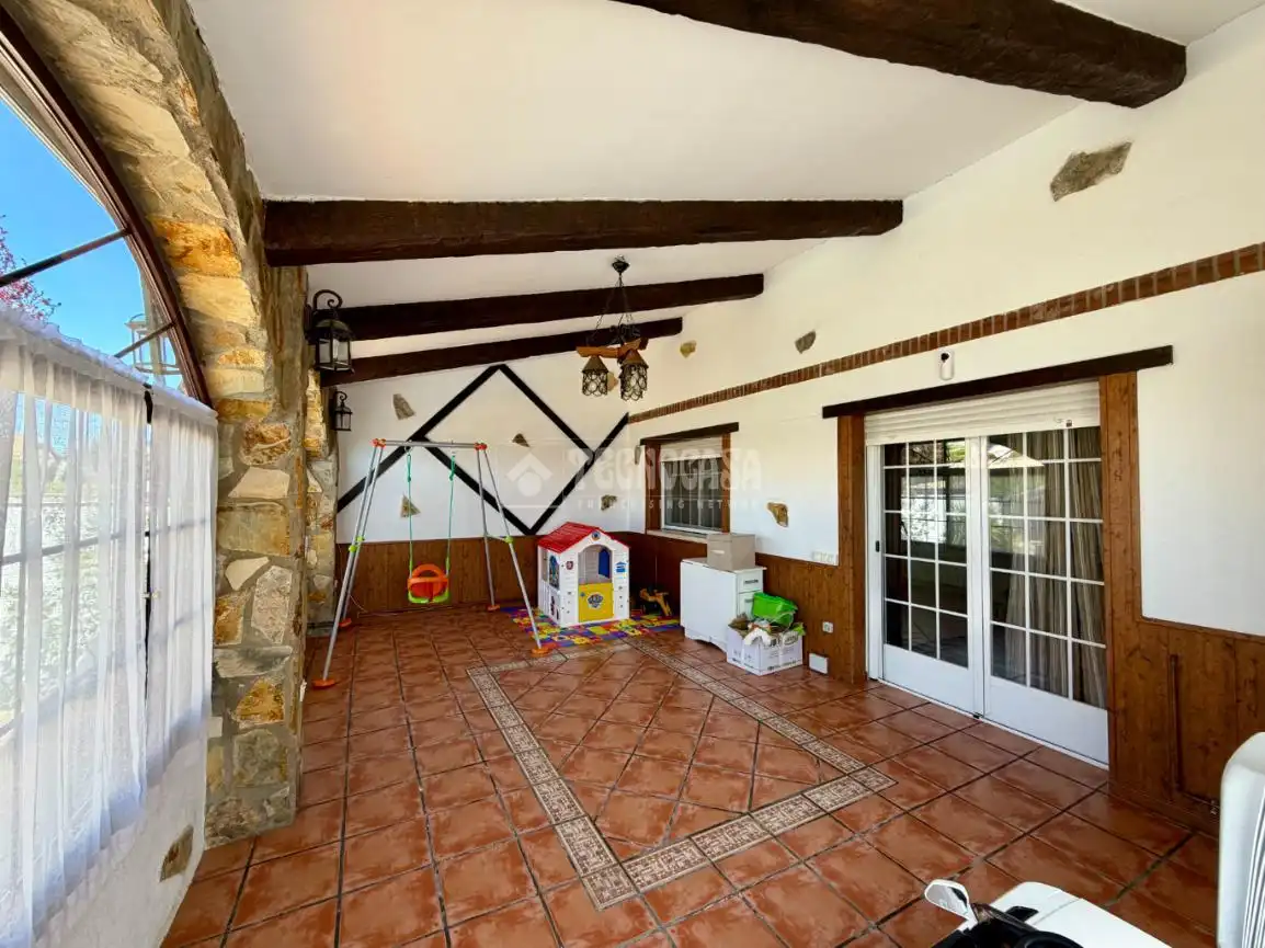 Casa adosada en venta en Villanueva de la Torre