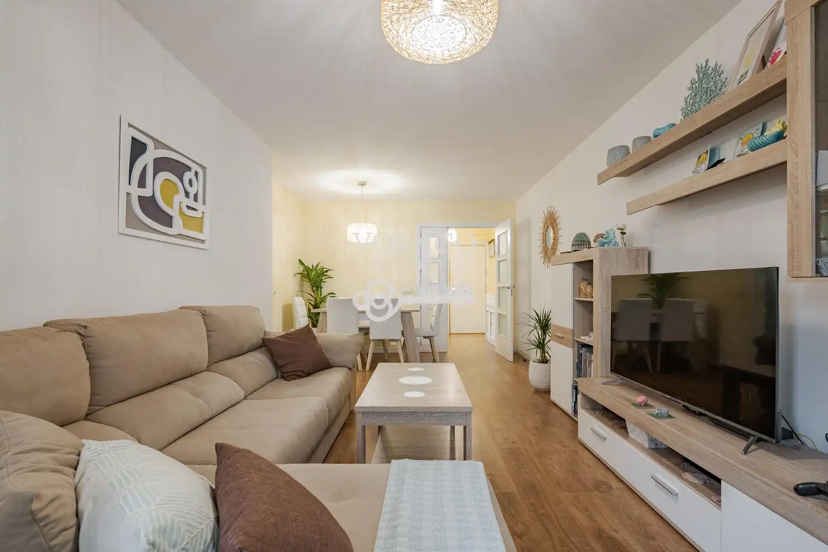 Sala d'estar de Pis en venda en Alcalá de Henares amb Calefacció i Terrassa