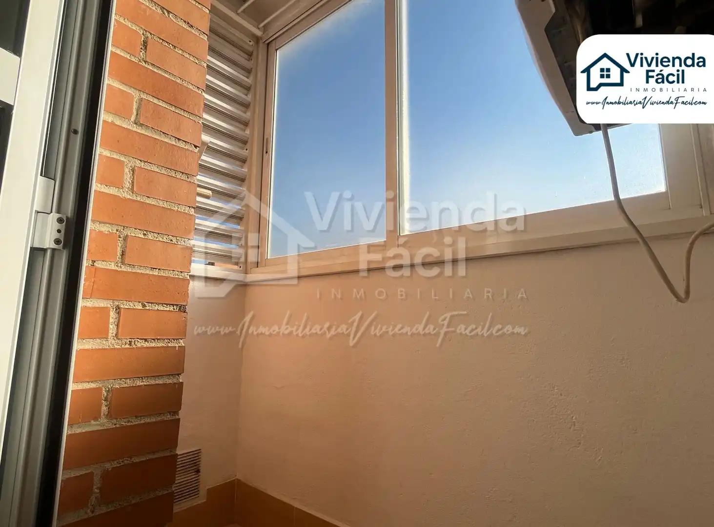 Flat for sale in Calle de María Tubau, Las Tablas
