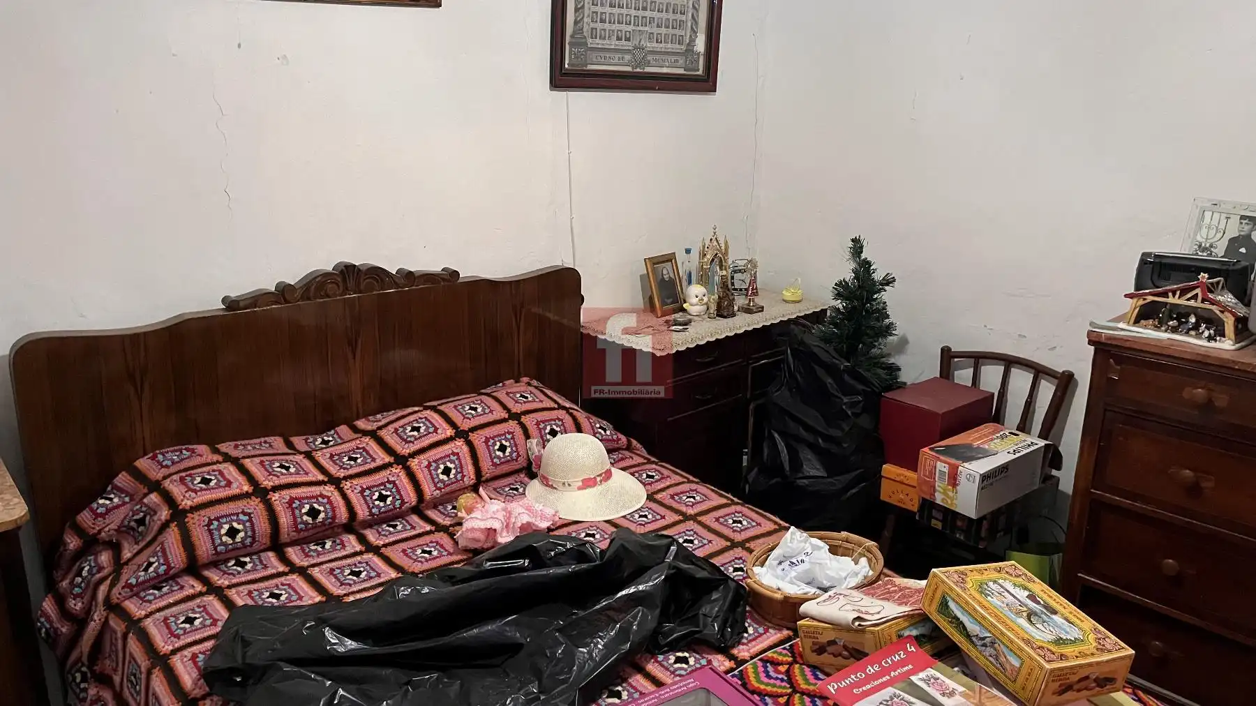Dormitori de Casa o xalet en venda en El Molar (Tarragona) amb Calefacció, Traster i Balcó
