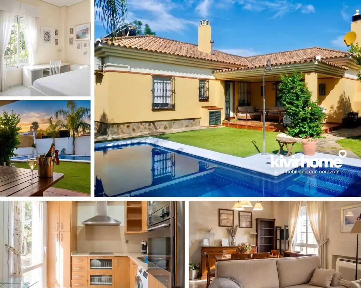 Vista exterior de Casa o xalet en venda en Montequinto amb Aire condicionat, Jardí privat i Terrassa
