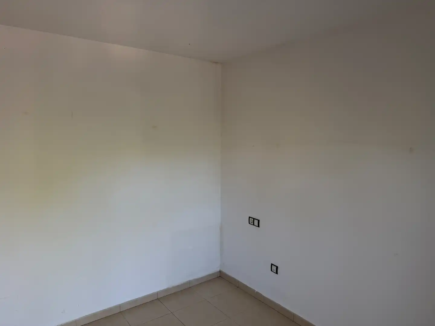 Habitación de Casa adosada en venta en Murcia con Aire acondicionado, Calefacción y Jardín privado
