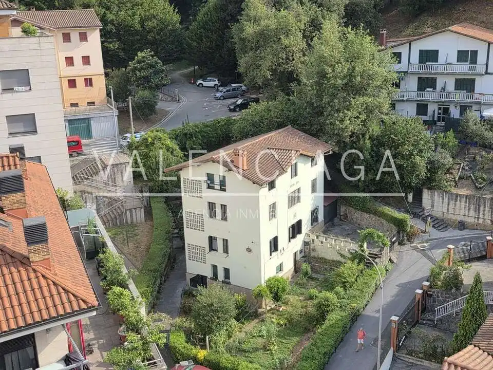 Vista exterior de Pis en venda en Beasain amb Calefacció i Traster