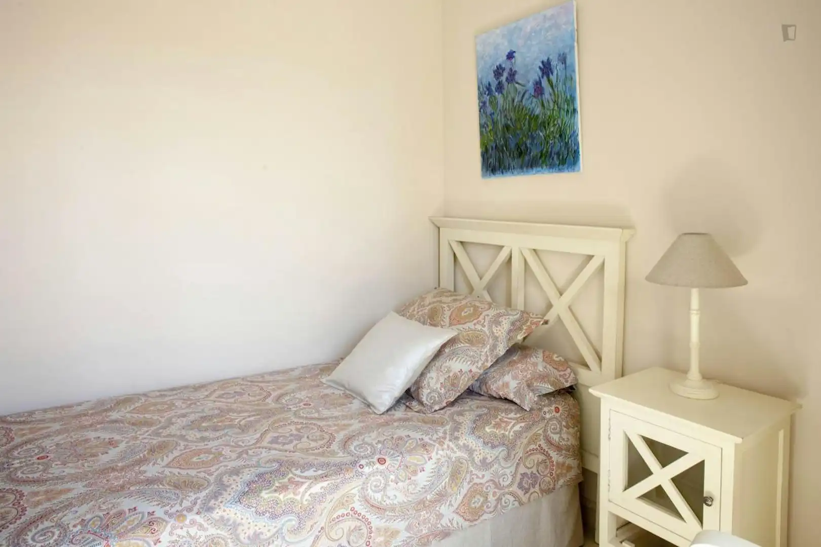 Habitación de Piso para compartir en Sevilla con Calefacción, Jardín privado y Amueblado