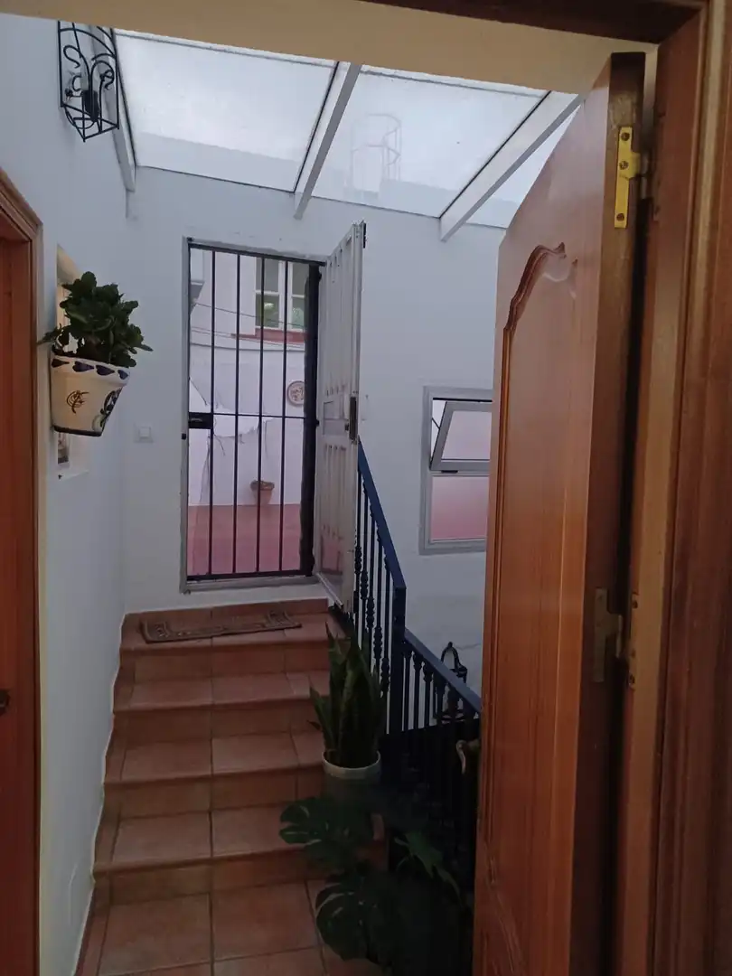 Casa adosada en venda en San Martín del Tesorillo amb Aire condicionat, Jardí privat i Terrassa