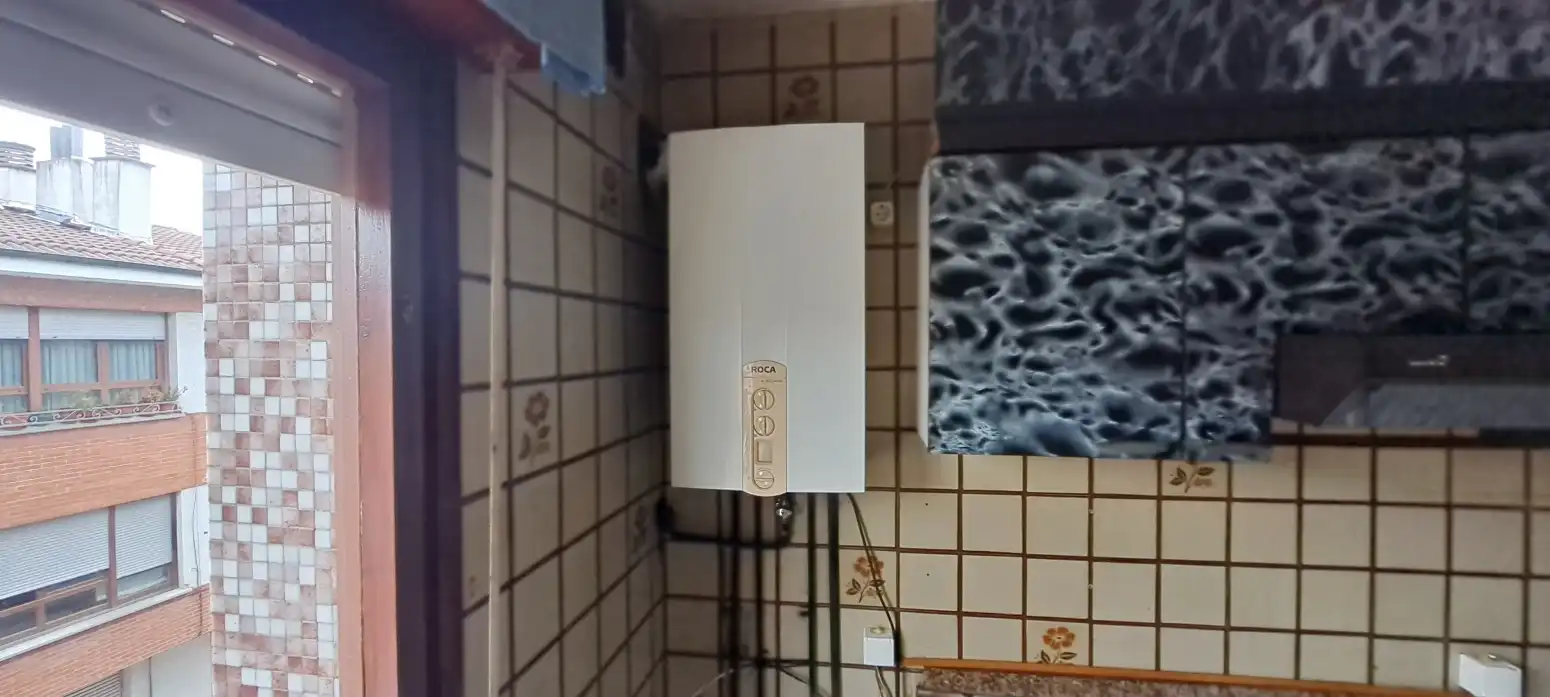 Bathroom of Flat for sale in Llanera  with Heating, Parquet flooring and Terrace
