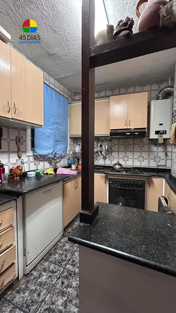 Cuina de Casa o xalet en venda en Castelldefels amb Aire condicionat, Jardí privat i Terrassa