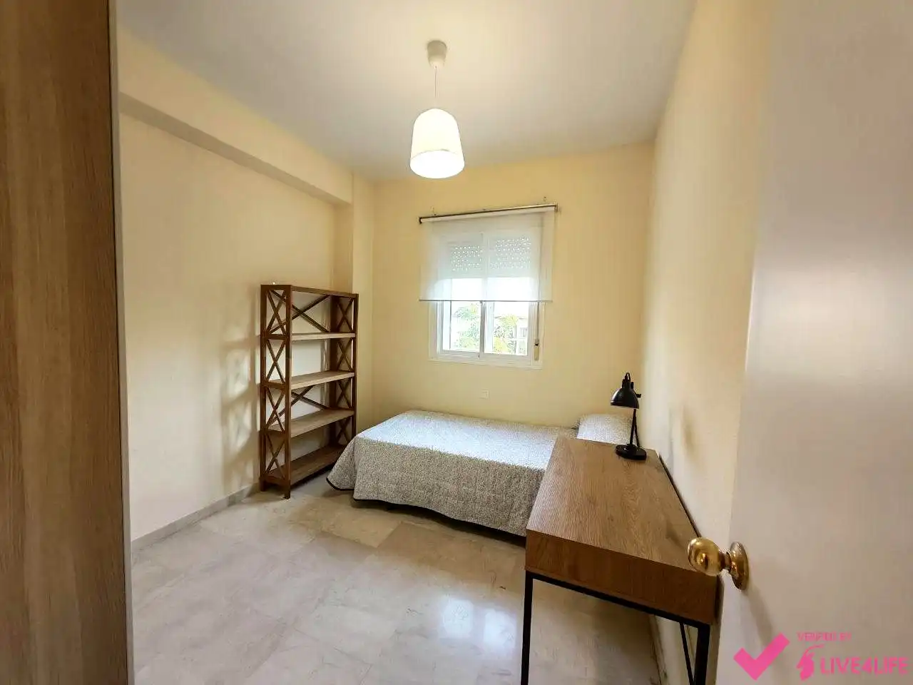 Schlafzimmer von Maisonette zur Miete in Sevilla mit Klimaanlage, Terrasse und Möbliert